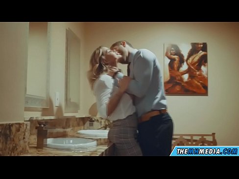 ❤️ Þegar busty ljóska tælir þig á almenningssalerni Klámmyndband á is.vlad-massage-salon.ru ❤